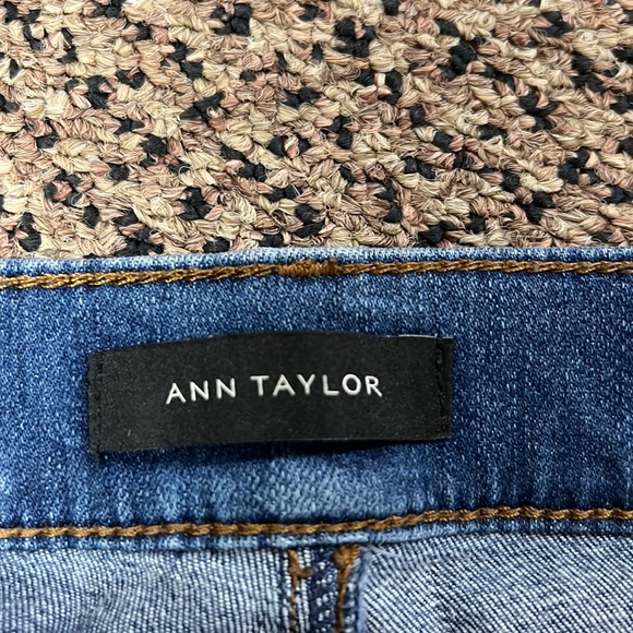 Ann Taylor cropped flare jeans - Picture 3 of 6